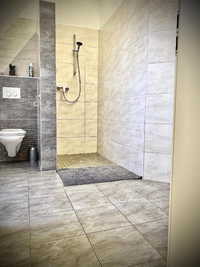 Apartment Dilger *